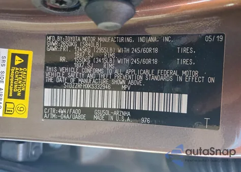 2019 Toyota Highlander Le z USA, uszkodzony, nr VIN 5TDZZRFHXKS332946